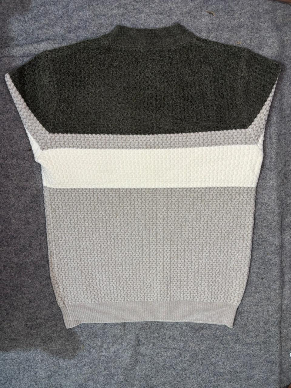 The “FEARLESS” Textured Knit Sweatshirt — Minimal Street Core Edition